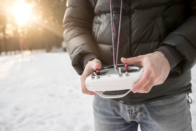 Jak ustawić wiązania nart Atomic, by cieszyć się jazdą?