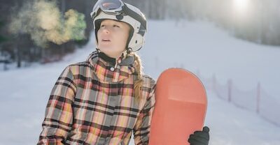 Jak nauczyć dziecko jazdy na snowboardzie i uniknąć niepotrzebnego stresu?