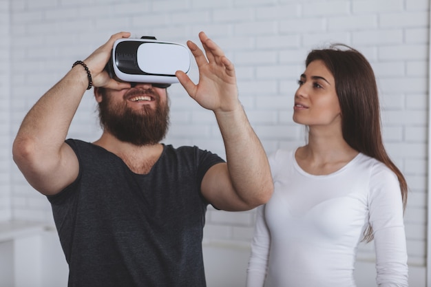 Gogle VR jakie wybrać do domowej rozrywki?