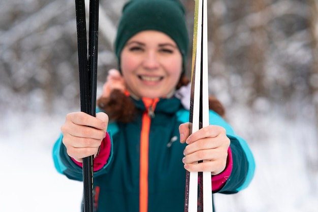 Nauka jazdy na nartach ile godzin potrzeba, by poczuć się pewnie?