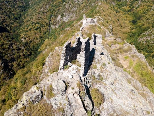 Szczeliniec Wielki skąd wejście na szlak jest najwygodniejsze?