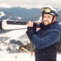 Bóle pleców i nóg po nartach? Sprawdź zalecenia fizjoterapeuty