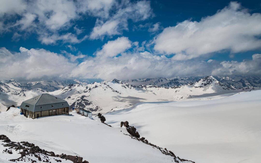 Najwyższy szczyt Europy Elbrus czy Mont Blanc?