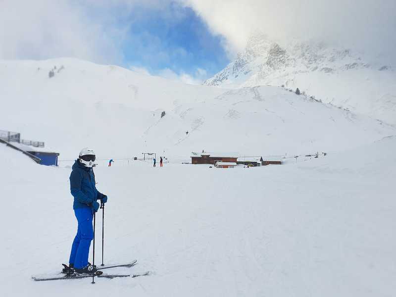 Ile kosztuje narty w Szwajcarii? Verbier bez ściemy: skipass, jedzenie, nocleg