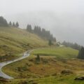 Ile kosztuje skipass w Livigno i od czego zależy jego cena?